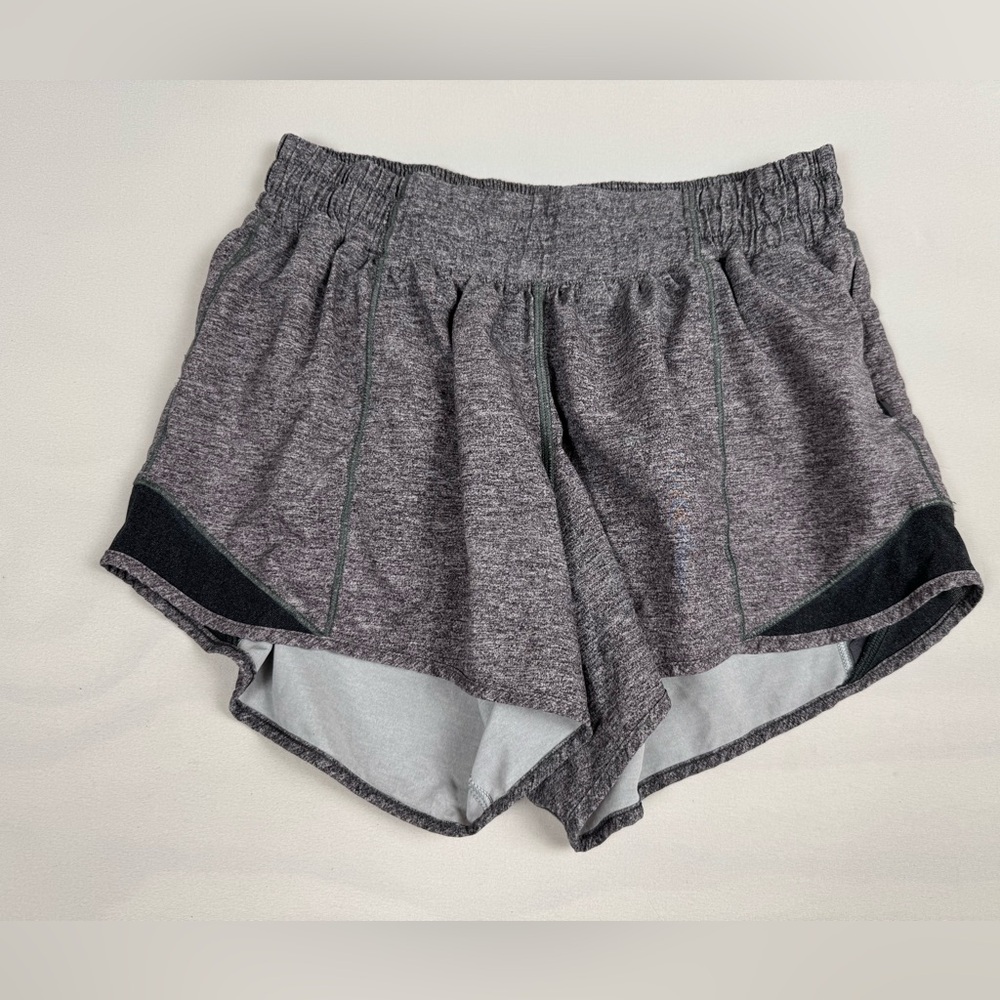Lululemon Hotty Hot Short II *Long 4" Heathered BlackWomen’s 6